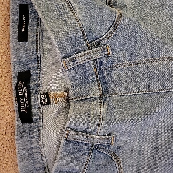 Judy Blue Denim - Judy blue Skinny fit jeggings!!